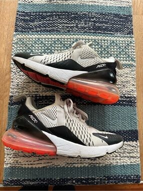 Nike White Black Sneakers with coral Air Unit
